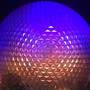 Meet your Posher, Farhana